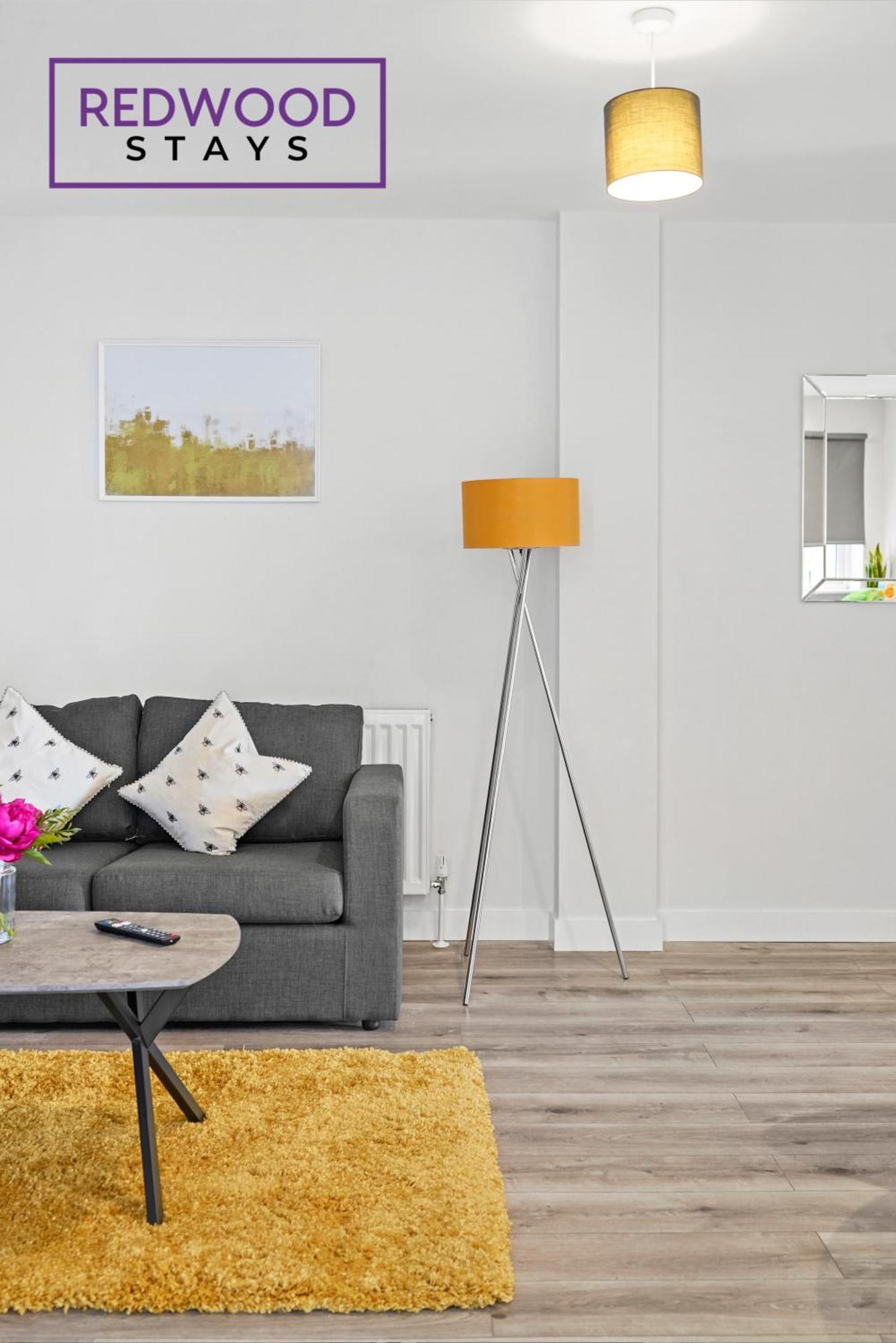 Quality 1 Bed 1 Bath Apartments For Contractors By Redwood Stays Farnborough  Zewnętrze zdjęcie